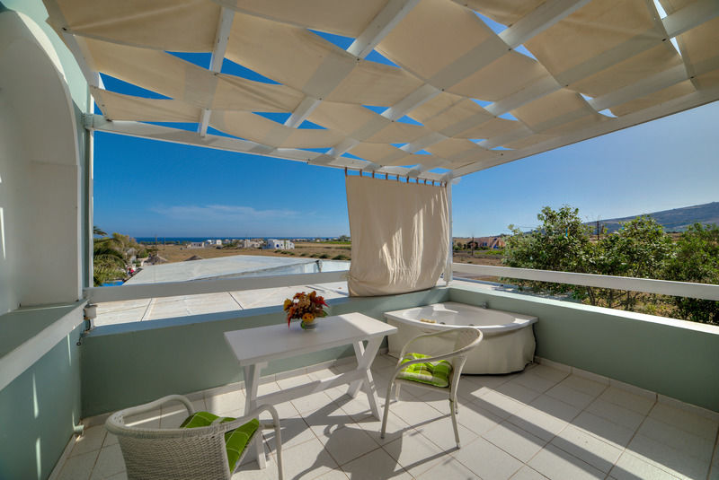 Pantheon Hotel Agios Georgios  Dış mekan fotoğraf