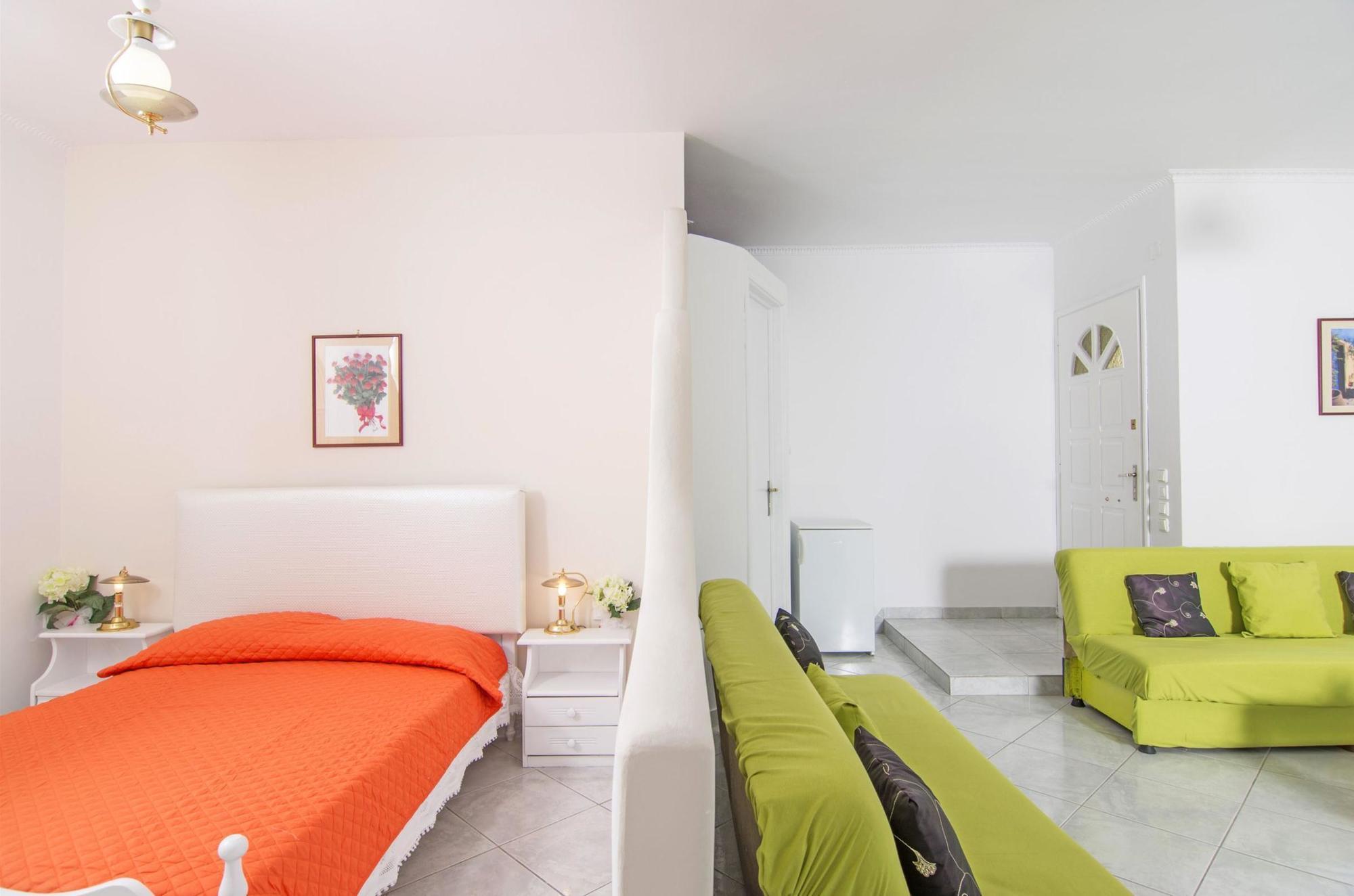 Pantheon Hotel Agios Georgios  Dış mekan fotoğraf