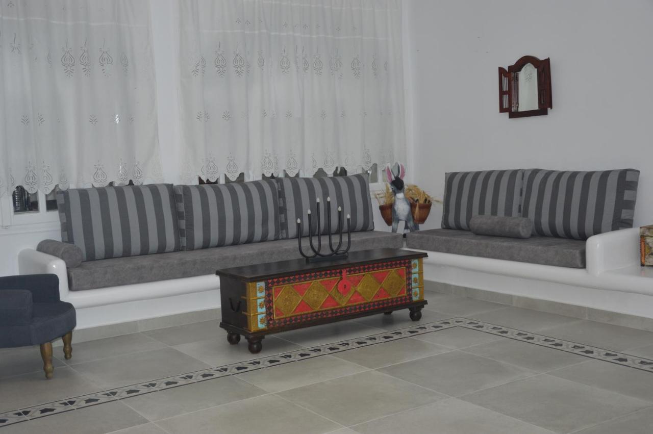 Pantheon Hotel Agios Georgios  Dış mekan fotoğraf